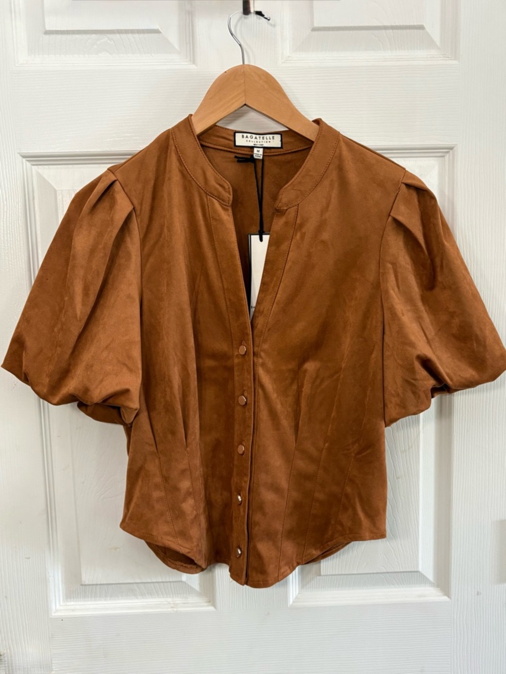 Bagatelle Collection Tan Faux Suede Leather Shirt Size Medium New